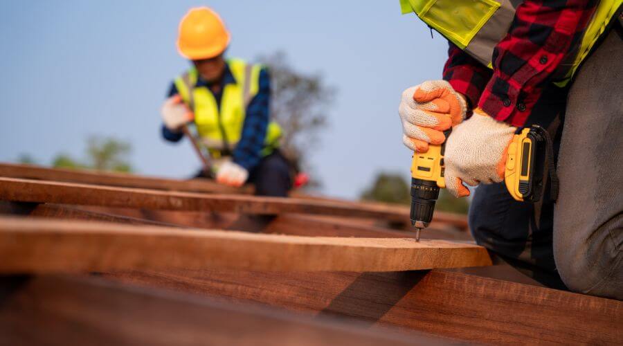 Expert Emergency Roof Repairs services in Eaton Rapids, MI